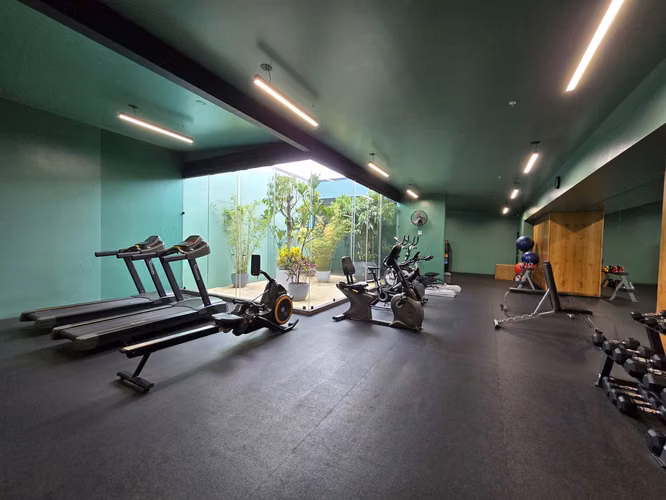 Apartamento amueblado con Parqueo Cosmopolitan Tower - Imagen 8
