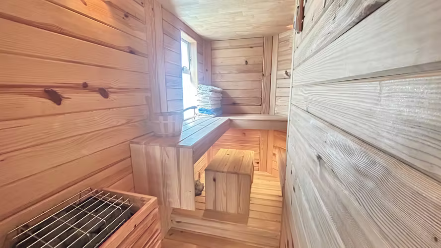Hermosa y Espaciosa Casa con piscina en Guachipelin Norte de Escazu.