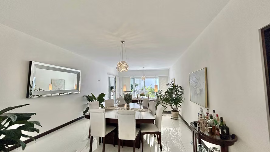 ¡Se Vende Hermosa Casa de un Nivel con Piscina en Condominio Privado en Guachipelin Norte de Escazu!