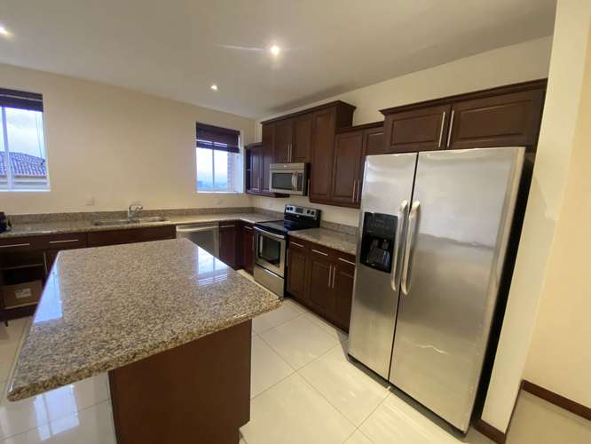 ESCAZU AMPLIO EN CONDOMINIO - Imagen 9