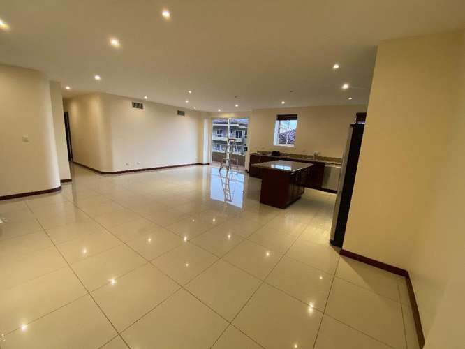 ESCAZU AMPLIO EN CONDOMINIO - Imagen 7