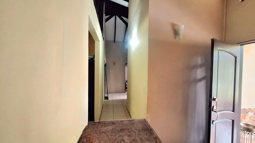 Amplio Terreno con casa en Buenos Aires, Jiménez de Pococí