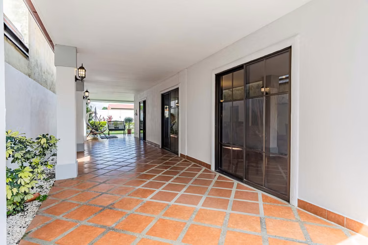 Se vende elegante casa en Condominio Altos de Montenegro, Alajuela KS - Imagen 10