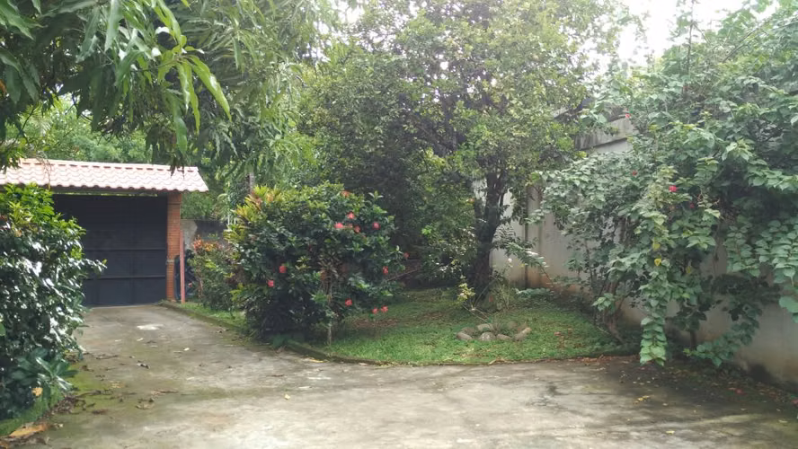 PROPIEDAD DE 2783 M2 CON CASA DE 400 M2 EN OROTINA
