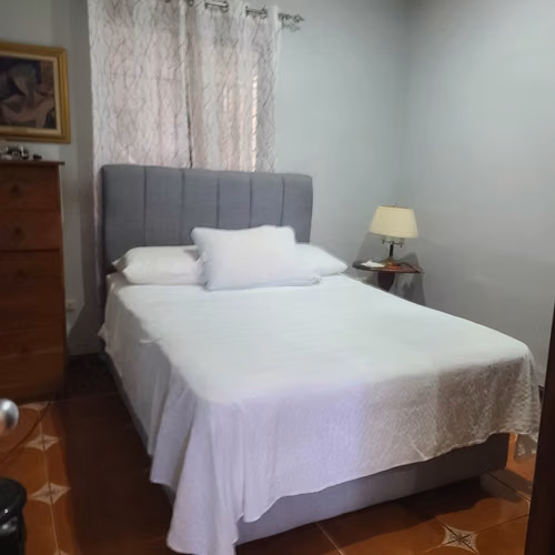 PROPIEDAD DE 2783 M2 CON CASA DE 400 M2 EN OROTINA