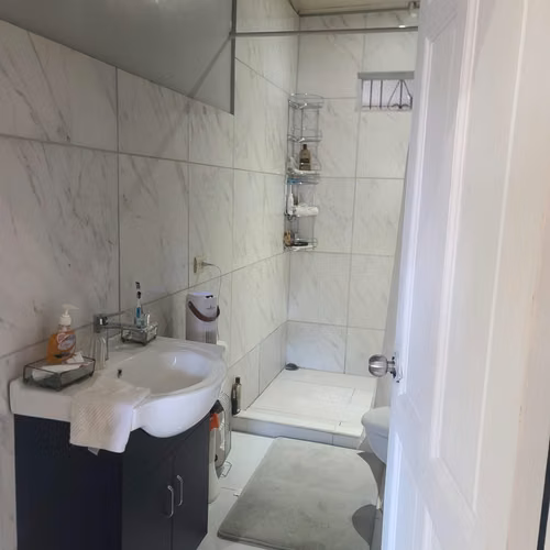 PROPIEDAD DE 2783 M2 CON CASA DE 400 M2 EN OROTINA