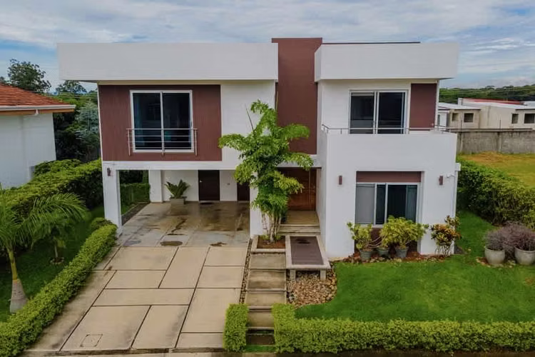 SE VENDE Casa en el Condominio La Riviera, San Rafael, Alajuela KS - Imagen 2
