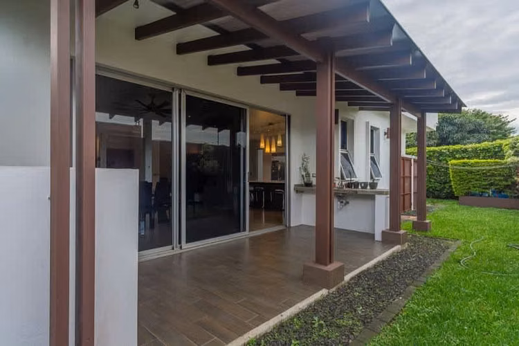 SE VENDE Casa en el Condominio La Riviera, San Rafael, Alajuela KS - Imagen 9
