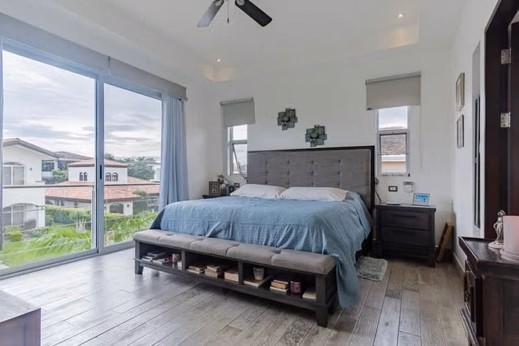 SE VENDE Casa en el Condominio La Riviera, San Rafael, Alajuela KS - Imagen 12