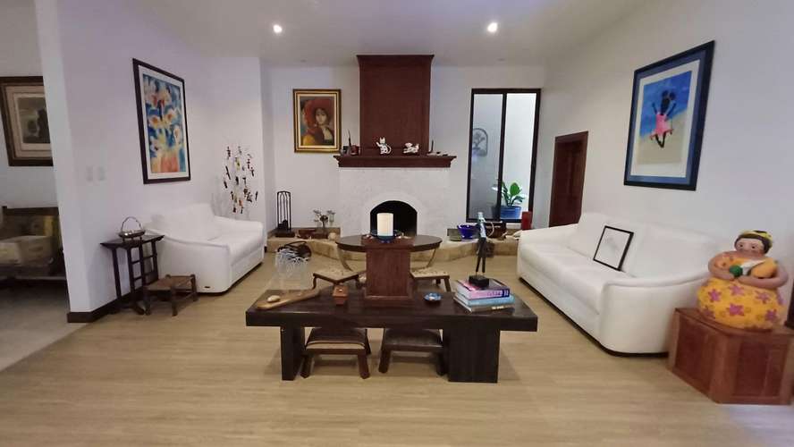 Venta de casa en Colinas de Montealegre La Unión - Imagen 3