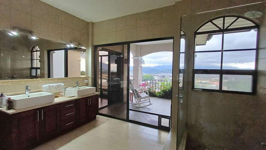 Venta de casa en Colinas de Montealegre La Unión - Imagen 16