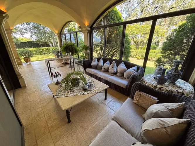 Venta de casa estilo mediterráneo, en Santo Domingo de Heredia