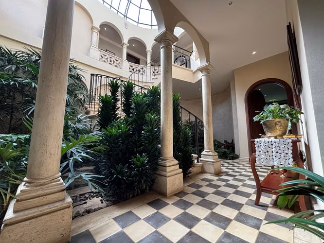 Venta de casa estilo mediterráneo, en Santo Domingo de Heredia