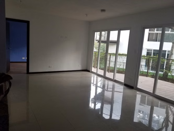 Venta de apartamento de una habitación en condominio - Imagen 19