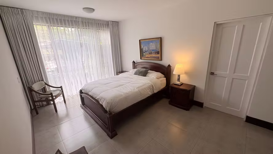 Venta Aparta Escazú 2 Habitaciones