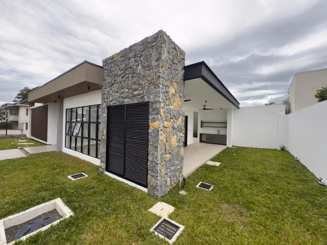 House for Sale | Brand New Home in San Joaquín de Flores