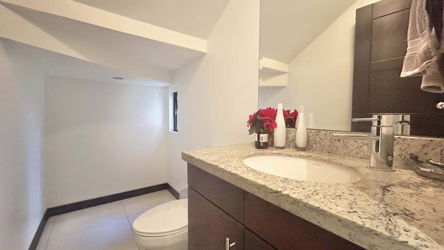¡Espectacular Casa en Venta en Guachipelín de Escazú!