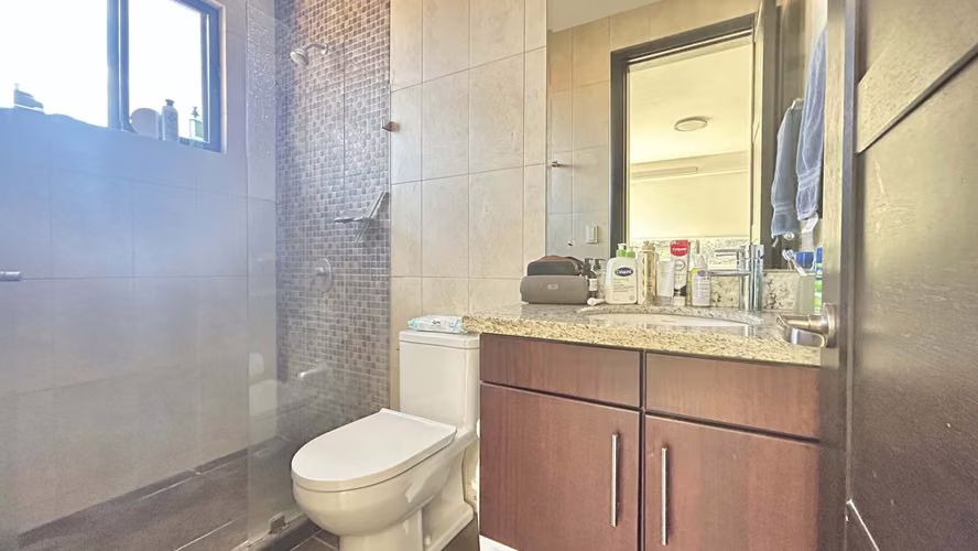 ¡Espectacular Casa en Venta en Guachipelín de Escazú!