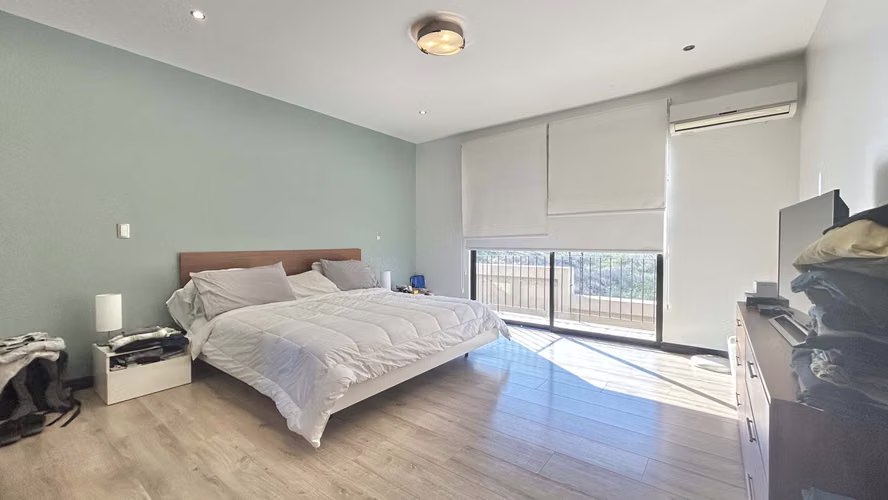 ¡Espectacular Casa en Venta en Guachipelín de Escazú!
