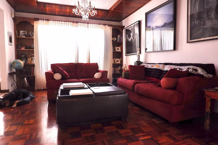 Se vende casa en Laureles, San Rafael de Escazú