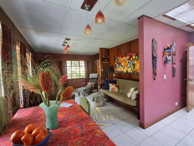 NUEVO! Unique Multi-Home property with pool Minutes to Poás