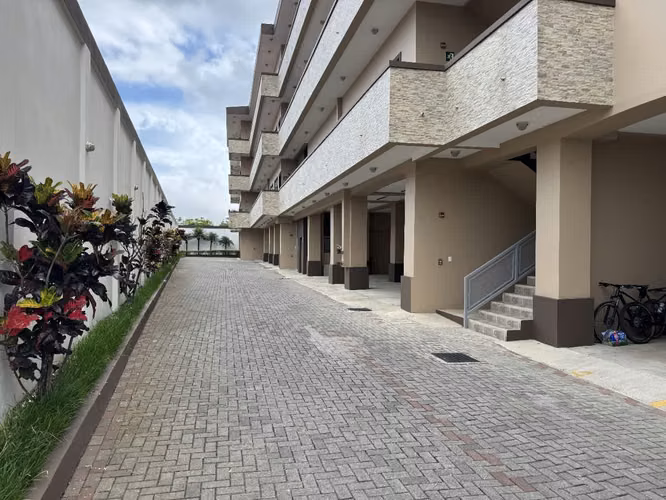 VENTA DE APARTAMENTO, CERCA DE LAS ÁREAS DEPORTIVAS DE LA UCR - Imagen 3