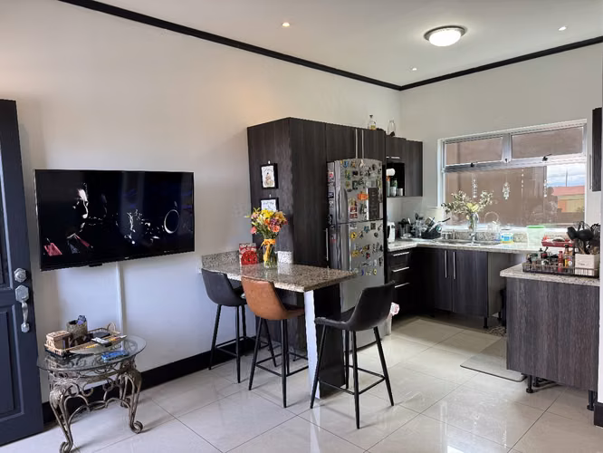 VENTA DE APARTAMENTO, CERCA DE LAS ÁREAS DEPORTIVAS DE LA UCR - Imagen 14