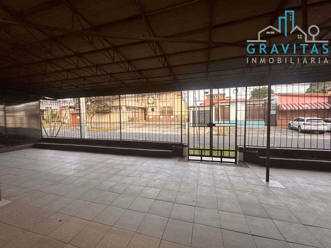 Alquiler de casa en San Pedro | USO COMERCIAL | AMPLIO PARQUEO | F 633
