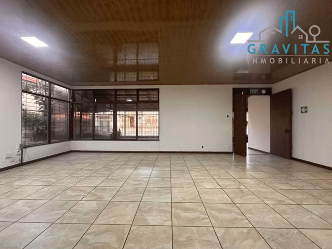 Alquiler de casa en San Pedro | USO COMERCIAL | AMPLIO PARQUEO | F 633