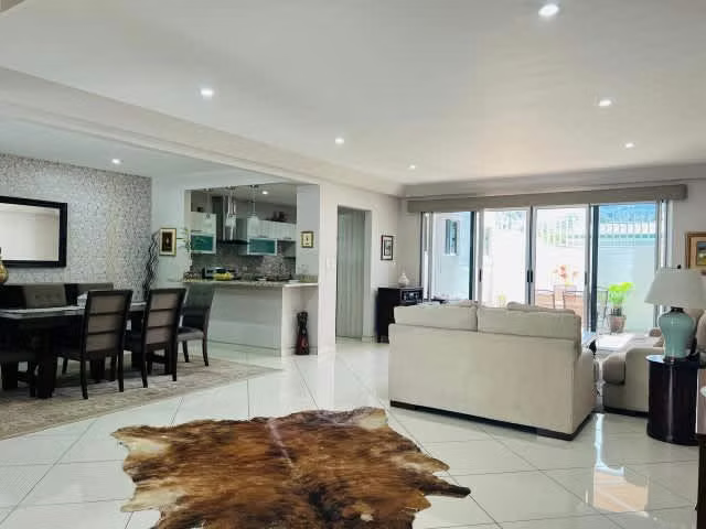 Casa en Venta en San Rafael de Escazú IP