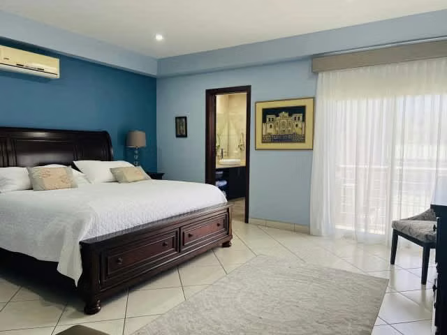 Casa en Venta en San Rafael de Escazú IP