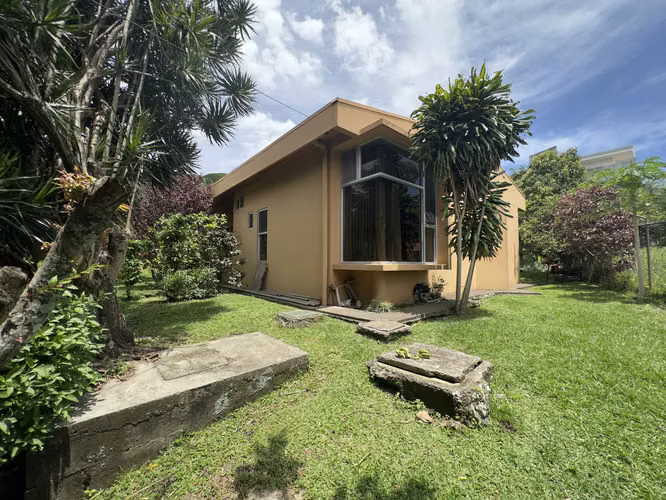 Gran propiedad en venta en Santa Ana, Río Oro