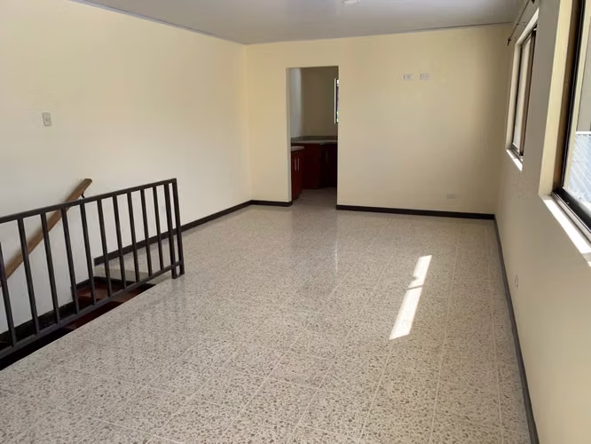  VENTA de Casa+Apartamento   BARRIO ESCALANTE, San Pedro