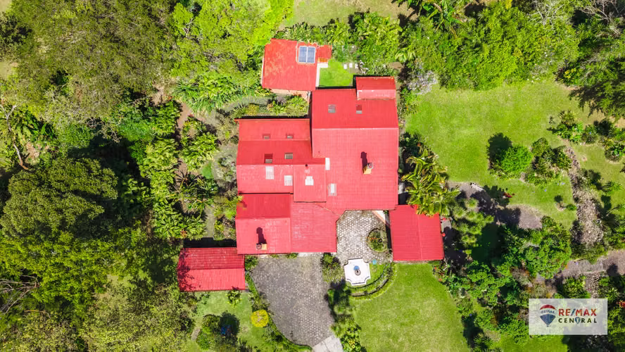 UN PARAÍSO NATURAL CON HOGAR, TERRENO Y VISTAS-RM