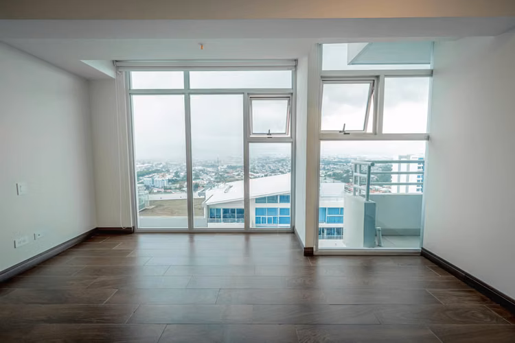 Pent-house en  Torre Los Yoses, San Pedro. Precio de Oportunidad - Imagen 18
