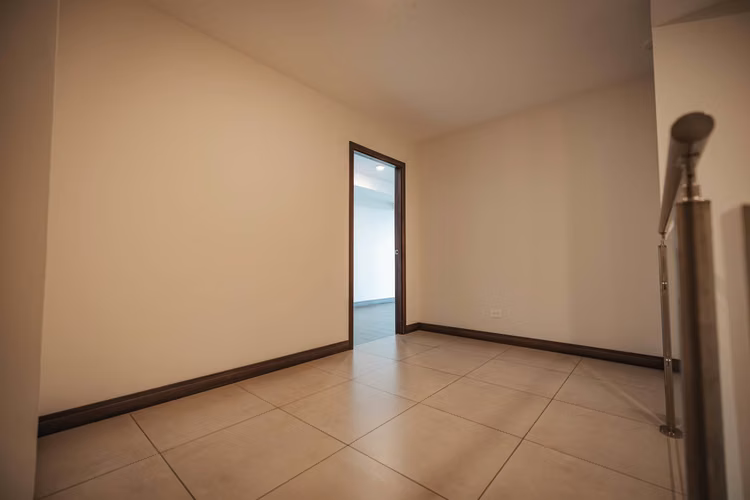 Pent-house en  Torre Los Yoses, San Pedro. Precio de Oportunidad - Imagen 11