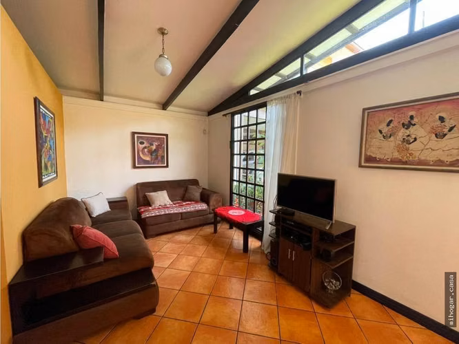 SE VENDE CASA DESAMPARADOS , OFICINAS, BODEGA