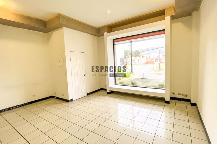 ALQUILER DE LOCALES COMERCIALES EN LA URUCA
