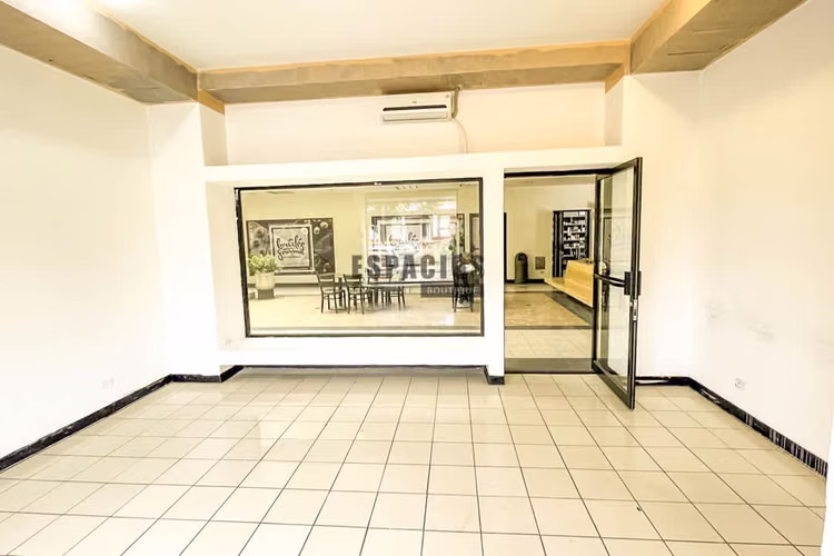ALQUILER DE LOCALES COMERCIALES EN LA URUCA