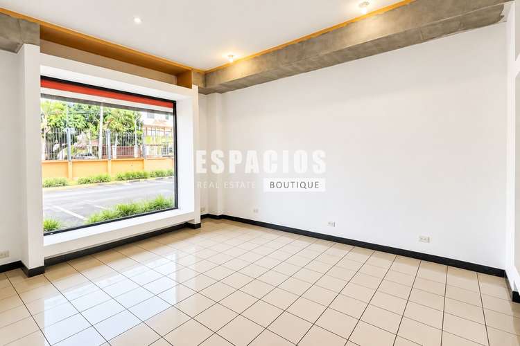 ALQUILER DE LOCALES COMERCIALES EN LA URUCA - Imagen 4