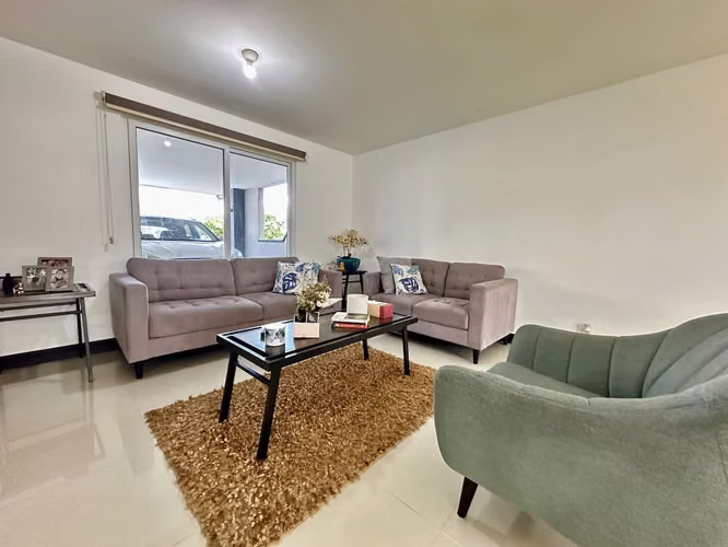 HERMOSA CASA EN VENTA EN CONDOMINIO EN GUACHIPELIN DE ESCAZU
