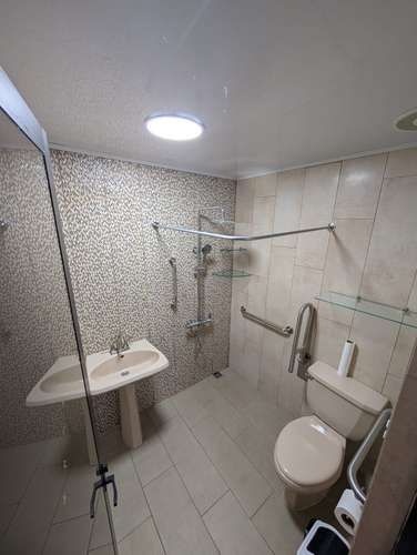 VENTA DE CASA INDEPENDIENTE EN LOMAS DE AYARCO SUR - Imagen 9