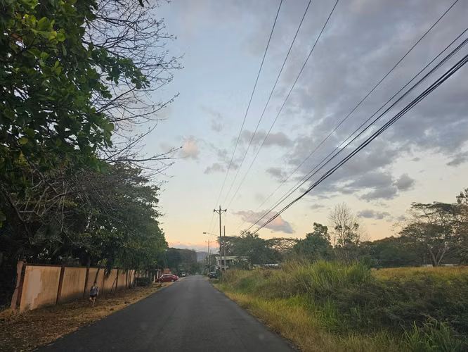 Puntarenas, El Roble, cerca Hotel Fiesta : 4 lindos lotes de menos de 300m2 c/u - Imagen 11