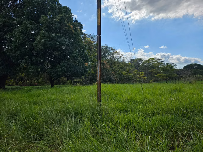 ESPARZA quinta sobre calle principal frente a … hermoso lote plano