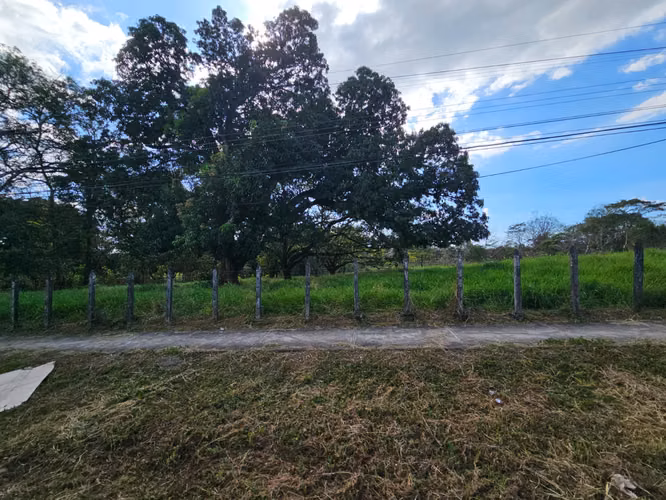 ESPARZA quinta sobre calle principal frente a … hermoso lote plano