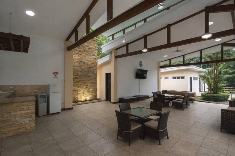 Casa en condominio a minutos de la playa – Excelente oportunidad