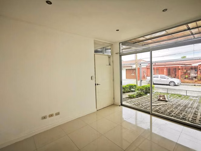 Santa Ana centro venta casa moderna residencial privado