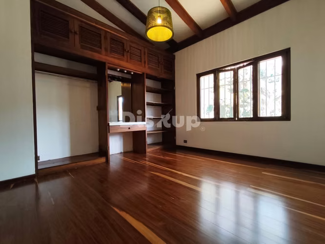 Alquiler de amplio apartamento de 2 hab. + Ofic Bello Horizonte, Escazú - Imagen 13