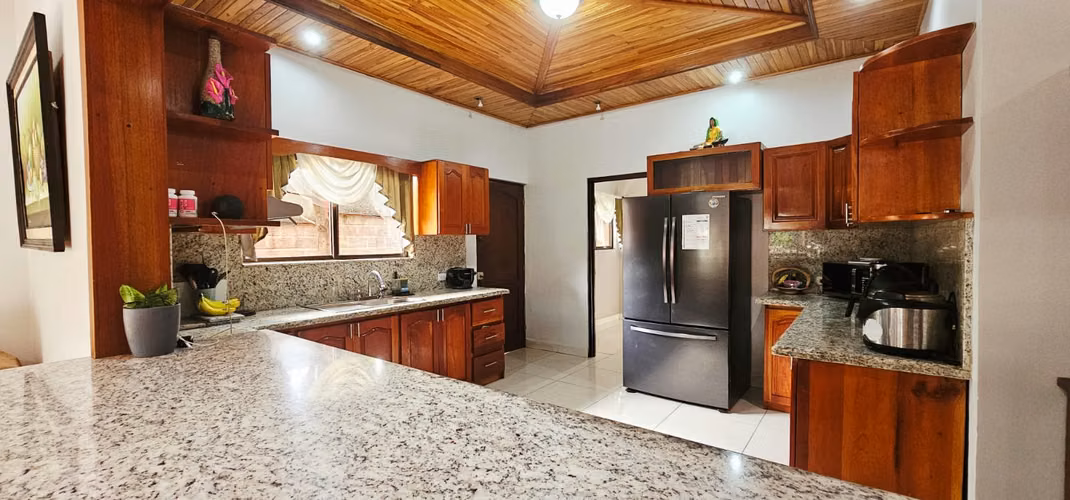 Venta de casa En El Roble De Alajuela Y Precio De Oportunidad