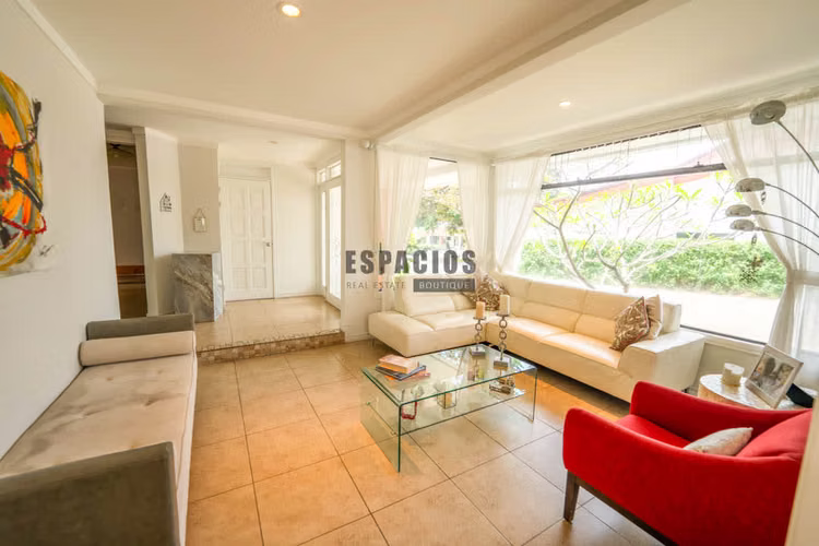 VENTA DE CASA EN BELÉN, HEREDIA - Imagen 2